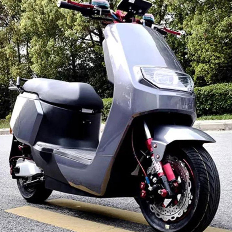 Hot Sale elektromos motorkerékpár 3000W Streetbike robogó elektromos motorkerékpár alkatrészek CKD